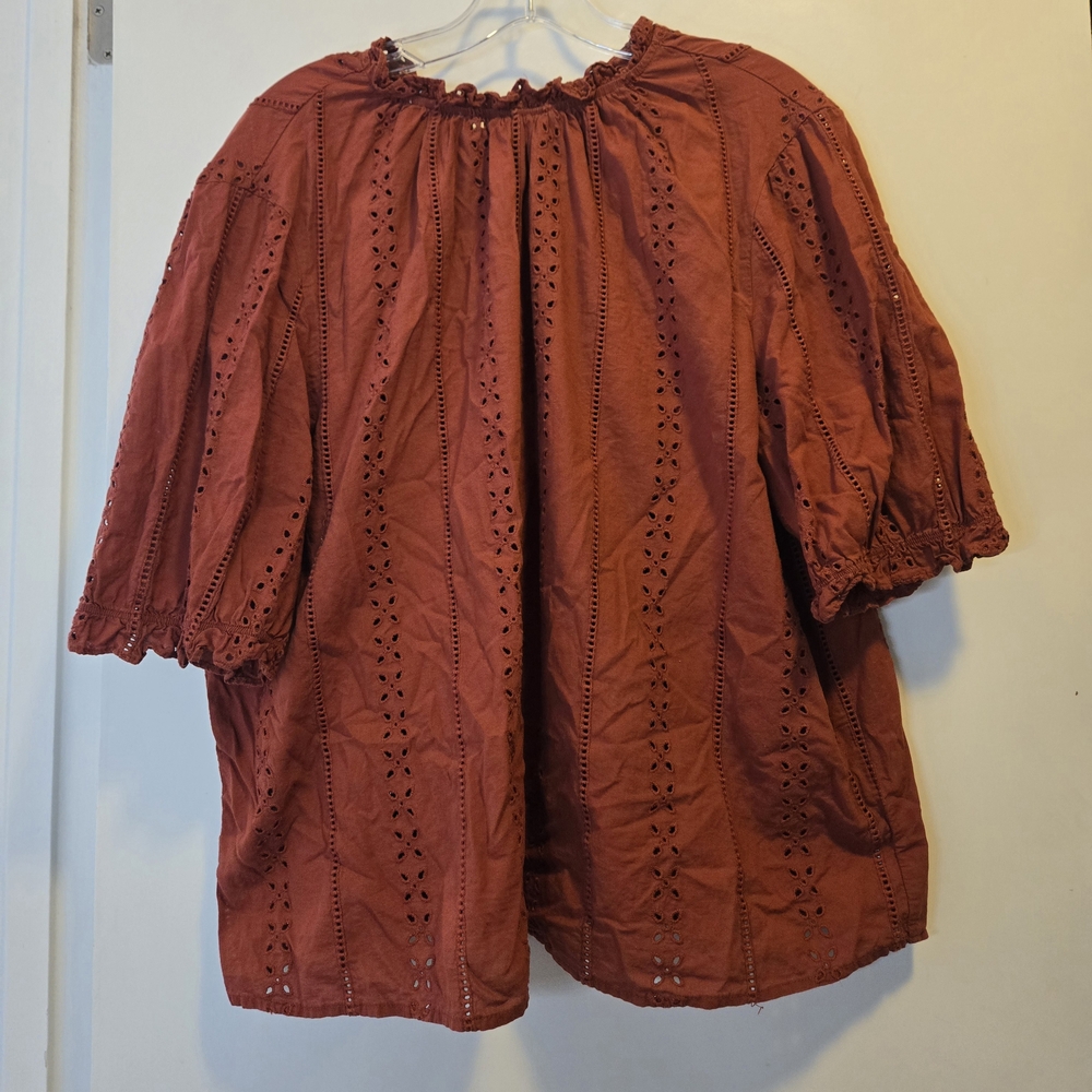 Universal Thread Terracotta Eyelet Blouse